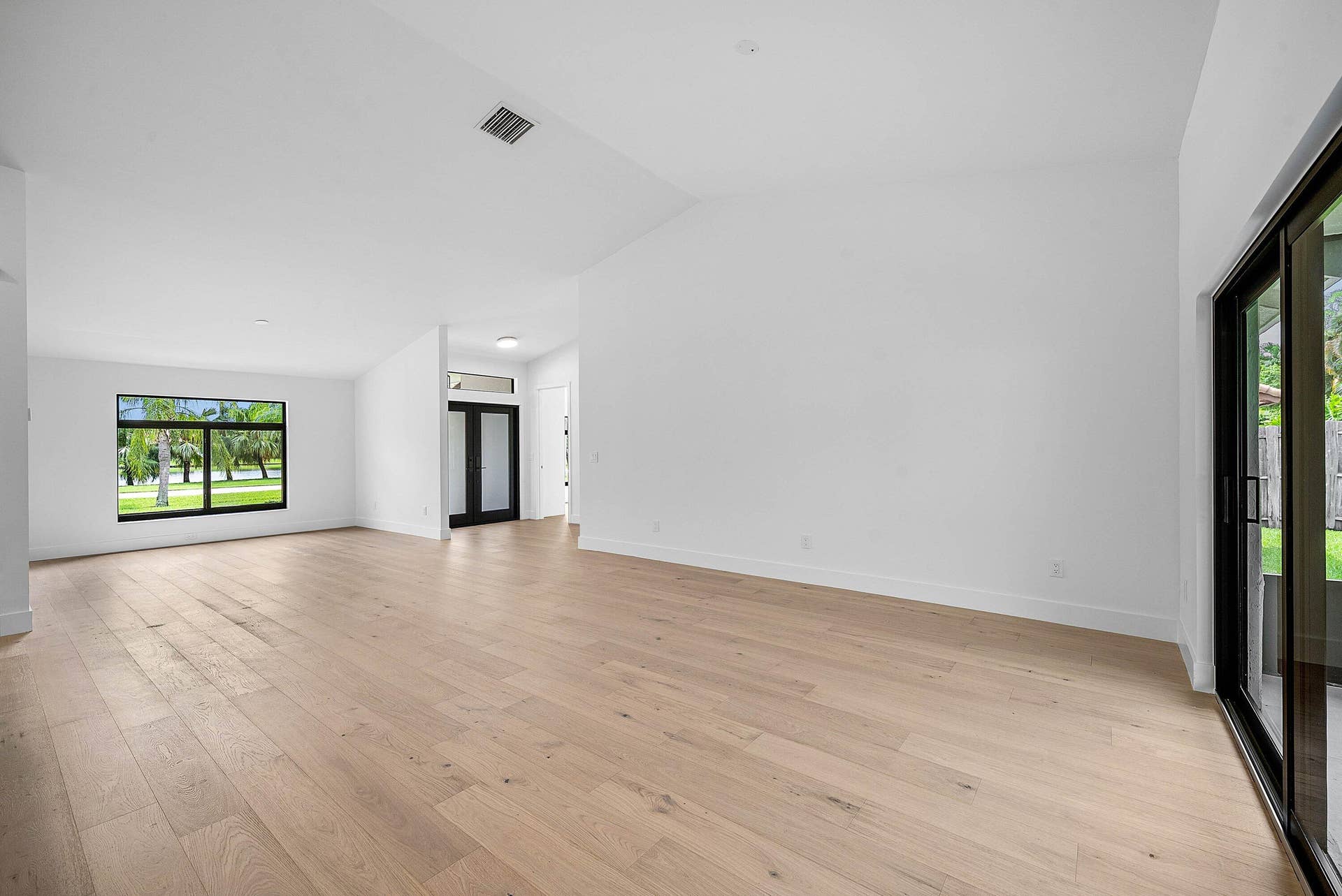 5725 Aspen Green Court, Delray Beach, FL 33484 010-5725AspenGreenCourt-DelrayBeach-FL-3