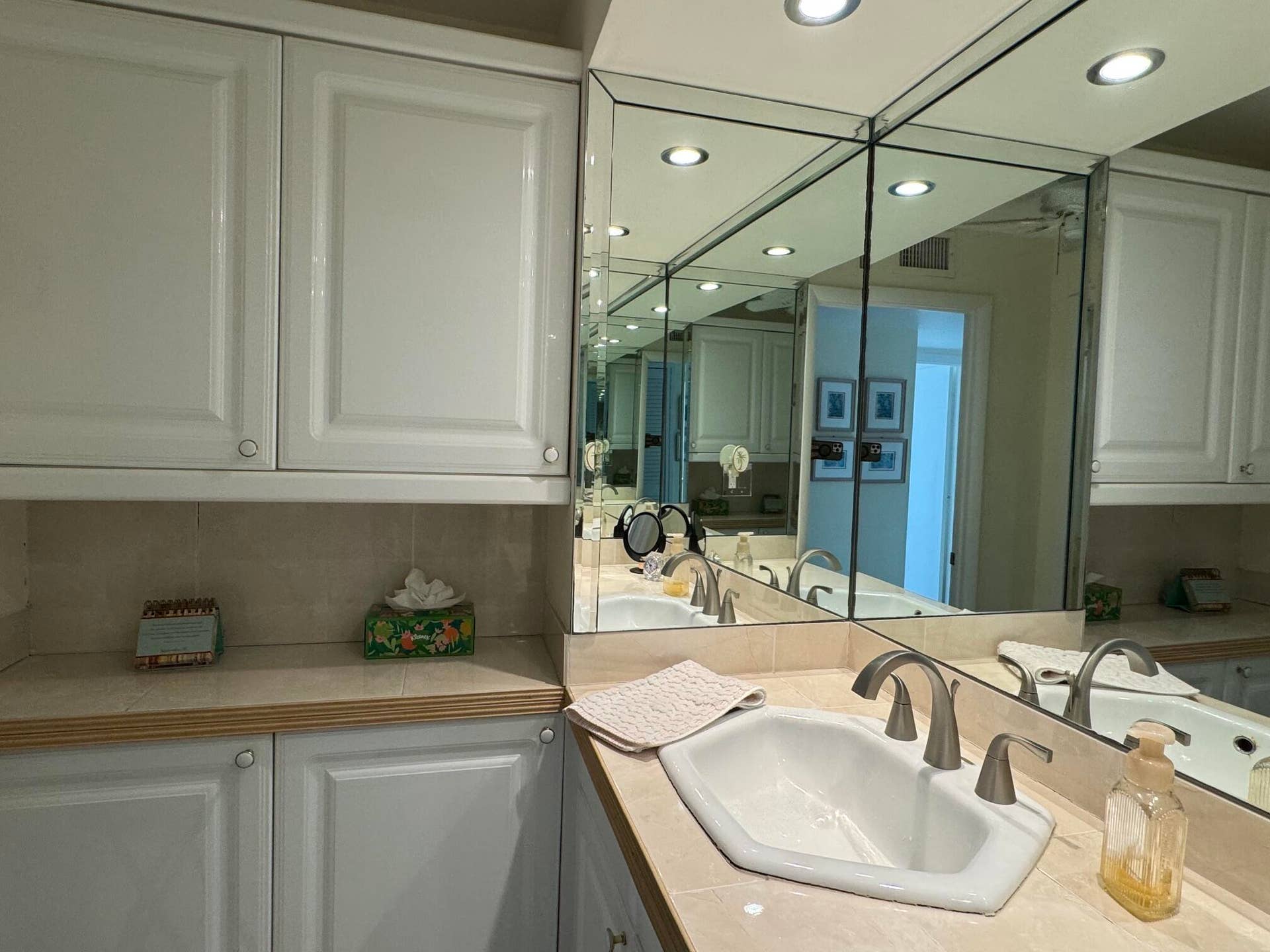 JH PH5 vanity