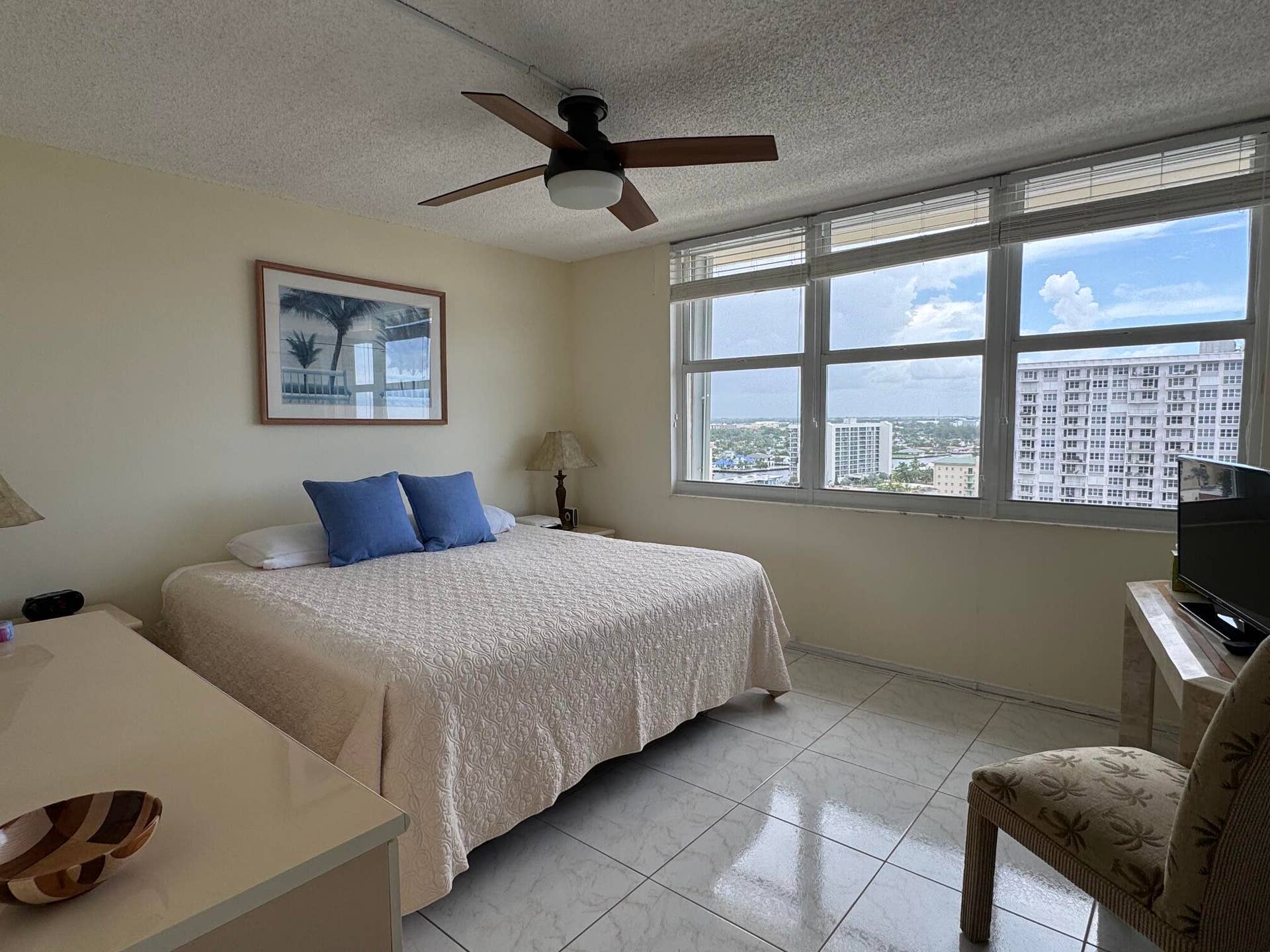 JH PH5 bedroom