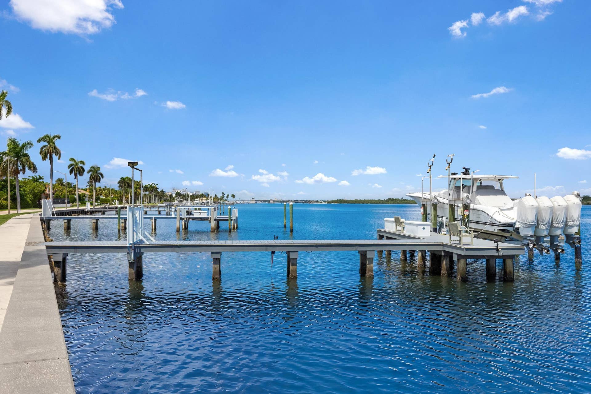 Dock 3