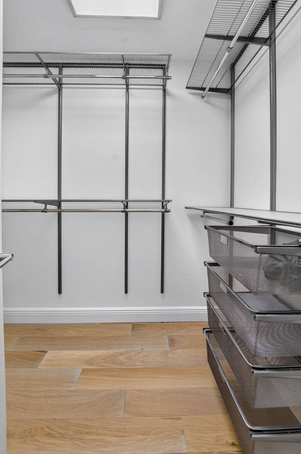 818 NW 26th Avenue, Delray Beach, FL 33445 Custom closet systems in all closets