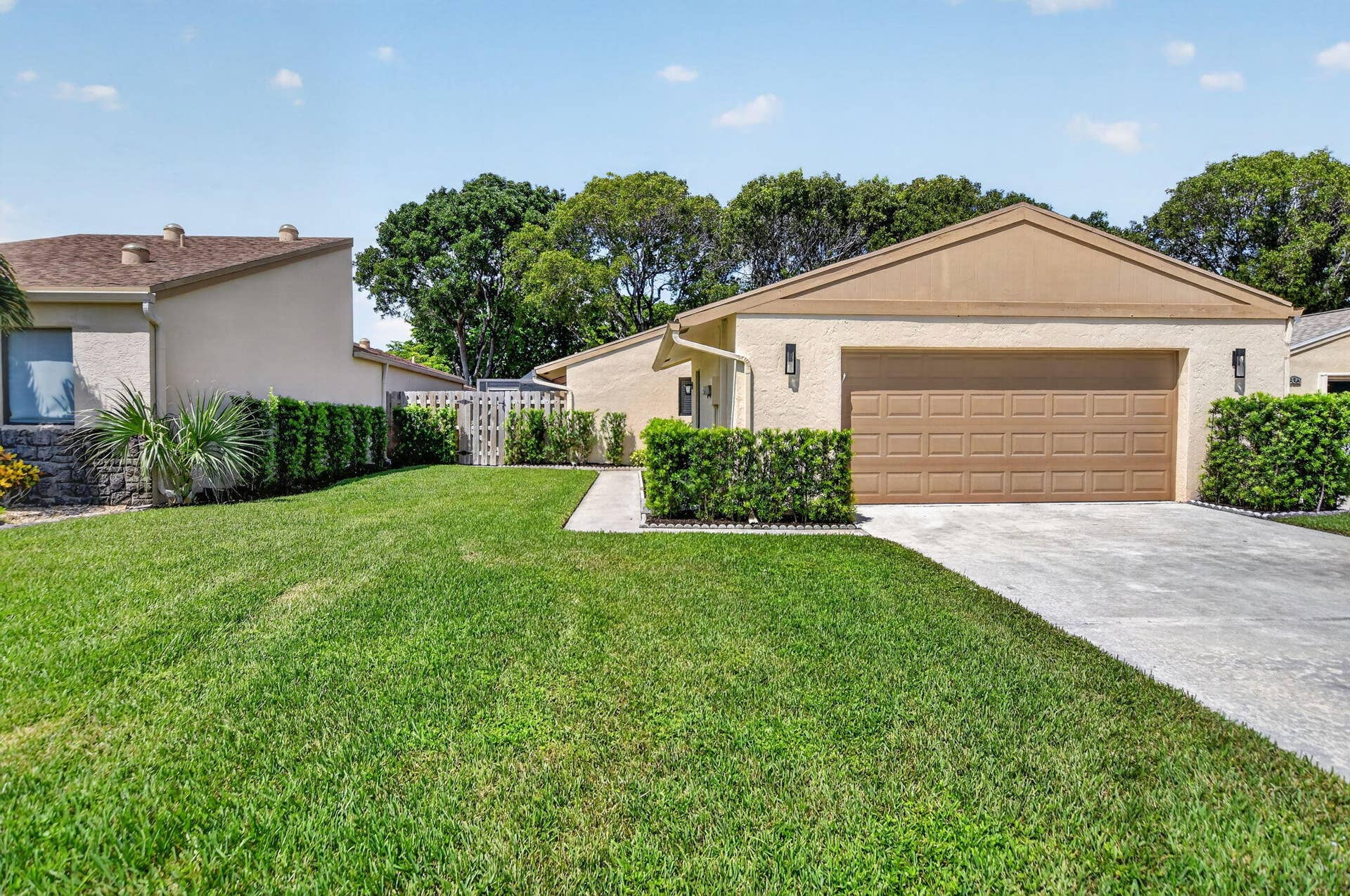 818 NW 26th Avenue, Delray Beach, FL 33445 It won't last!