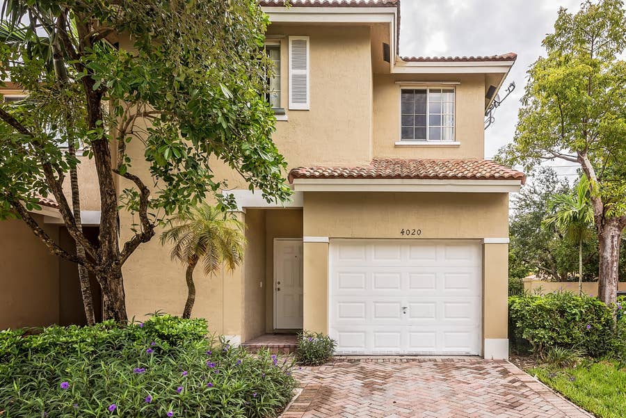 Property photo for 4020 NW 90th Way, Sunrise, FL