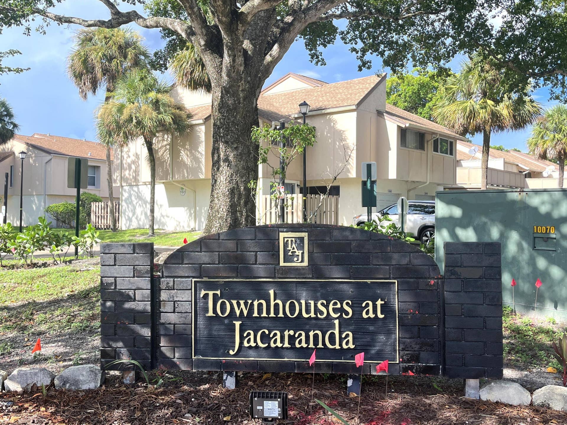 852 NW 81ST Avenue, #3, Plantation, FL 33324 Community Entrance