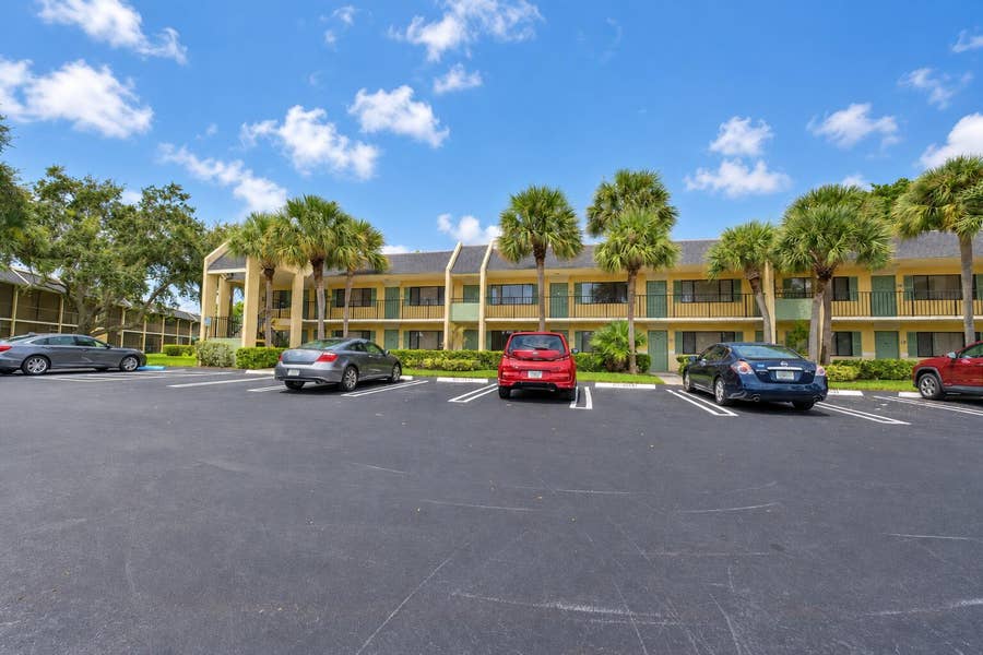 Property photo for 1604 Meadows Circle W, Boynton Beach, FL