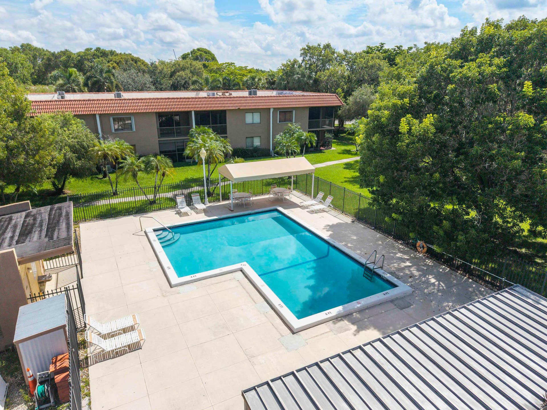 435 LAKEVIEW Drive, #104, Weston, FL 33326 435 Lakeview Dr_005