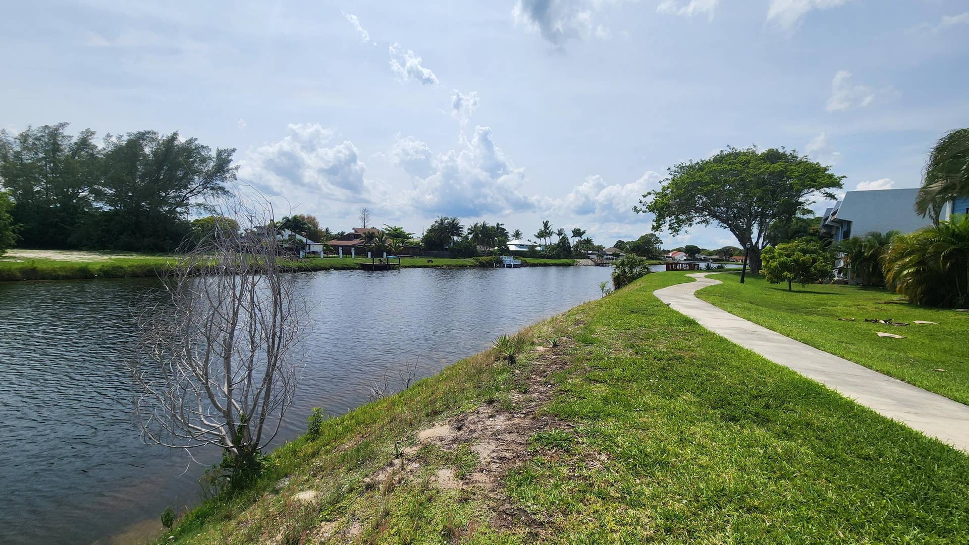360 Canal Point S, Delray Beach, FL 33444 c-15 canal