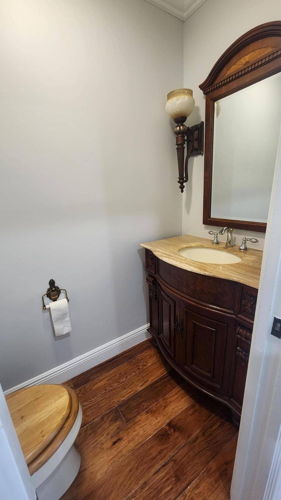 360 Canal Point S, Delray Beach, FL 33444 half bath