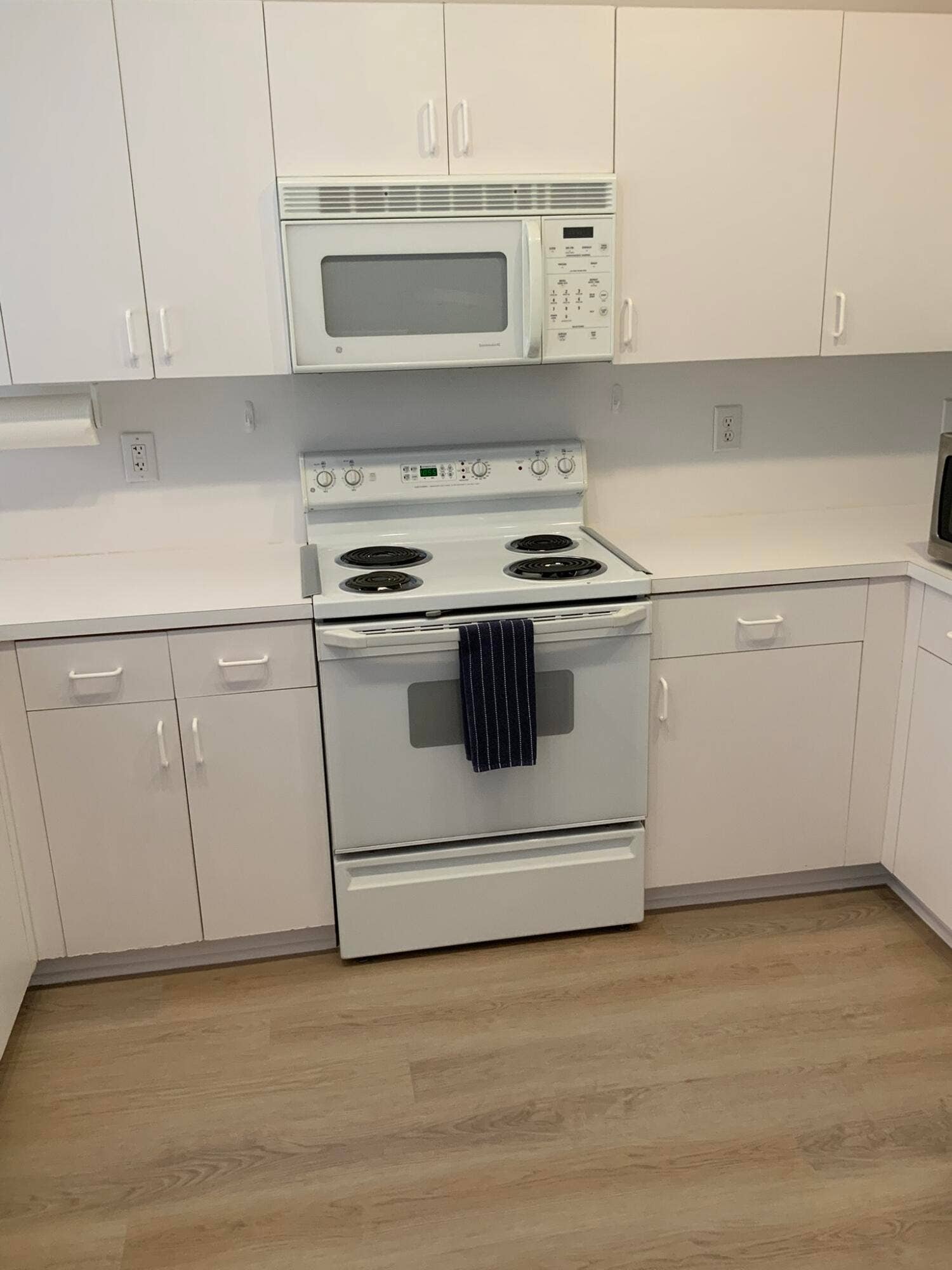 Mogel kitchen 3 new
