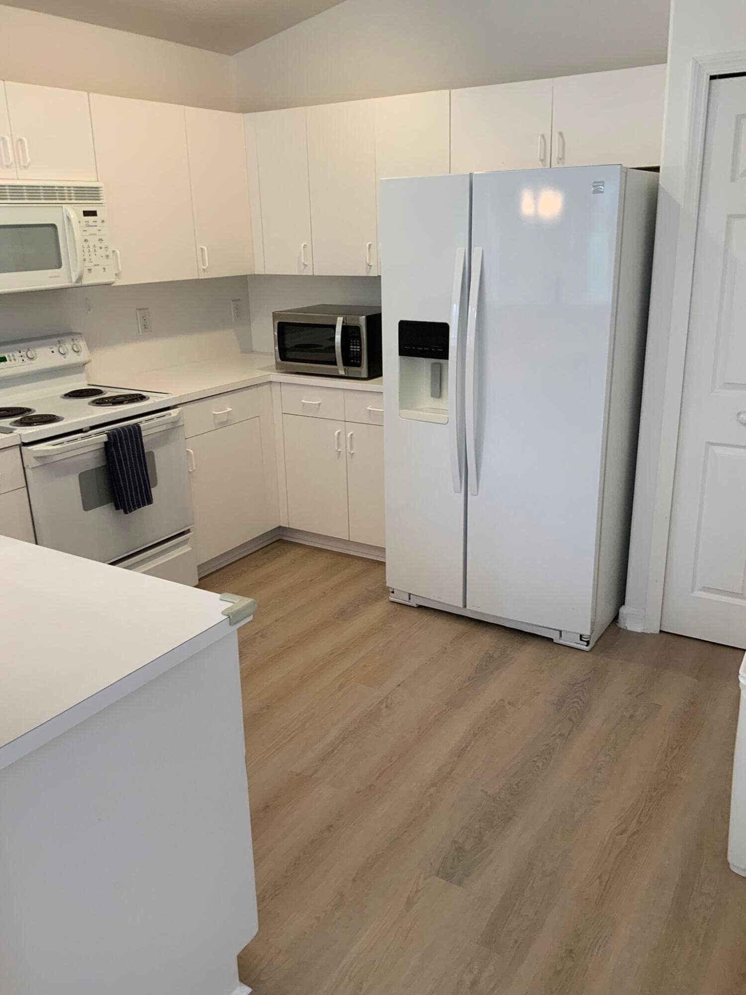 Mogel kitchen 1 new