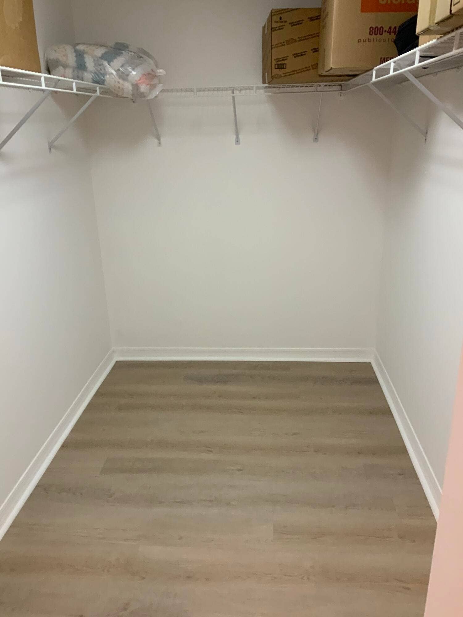 Mogel master closet