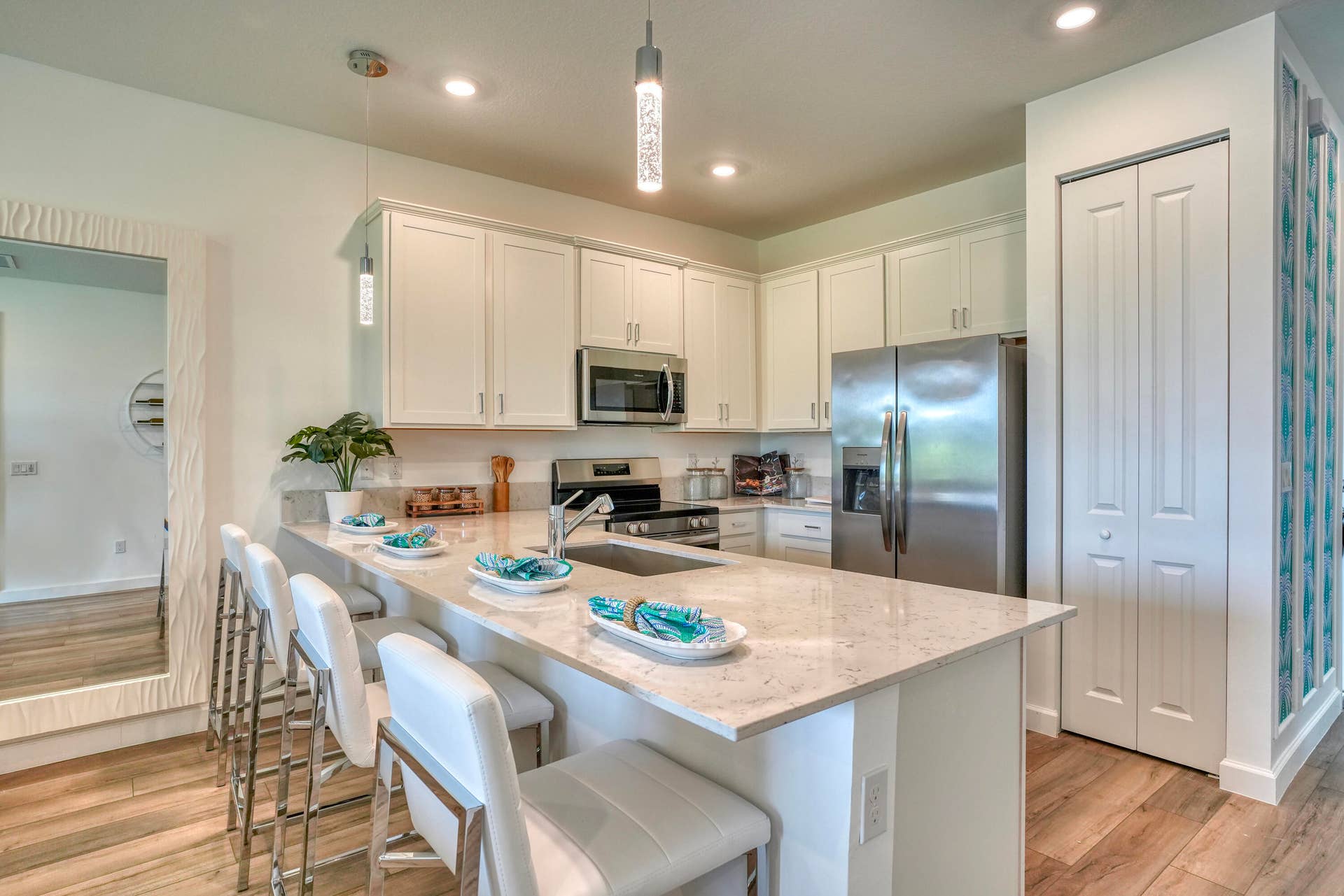 5832 SHINING SEA Court, Delray Beach, FL 33484 kitchen