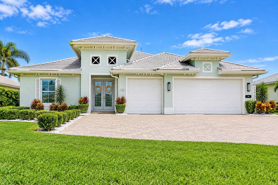 Property photo for 413 JACQUELINE Way SW, Vero Beach, FL