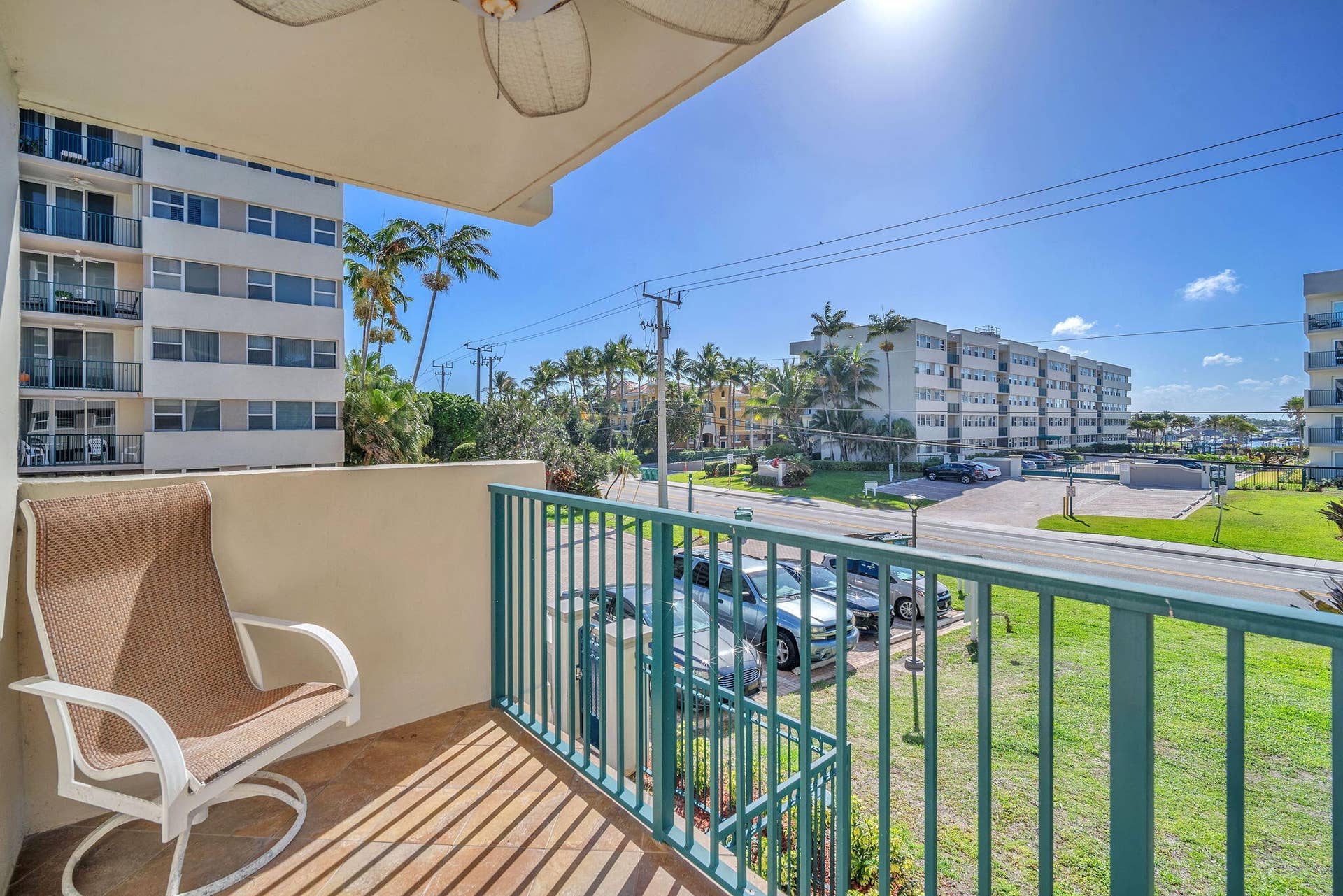 1239 HILLSBORO MILE, #202, Hillsboro Beach, FL 33062 45-web-or-mls-DSC01143