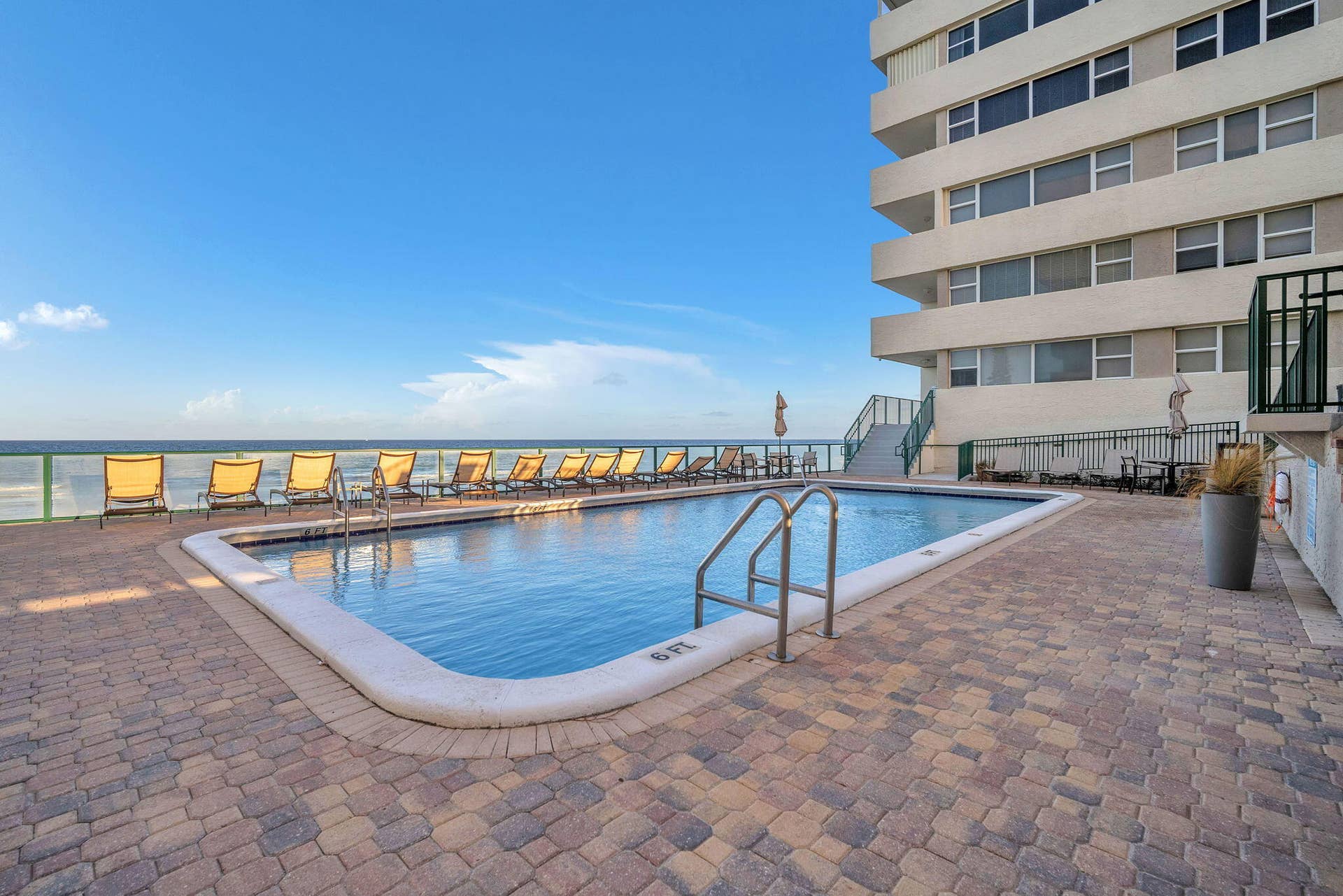 1239 HILLSBORO MILE, #202, Hillsboro Beach, FL 33062 54-web-or-mls-DSC01208