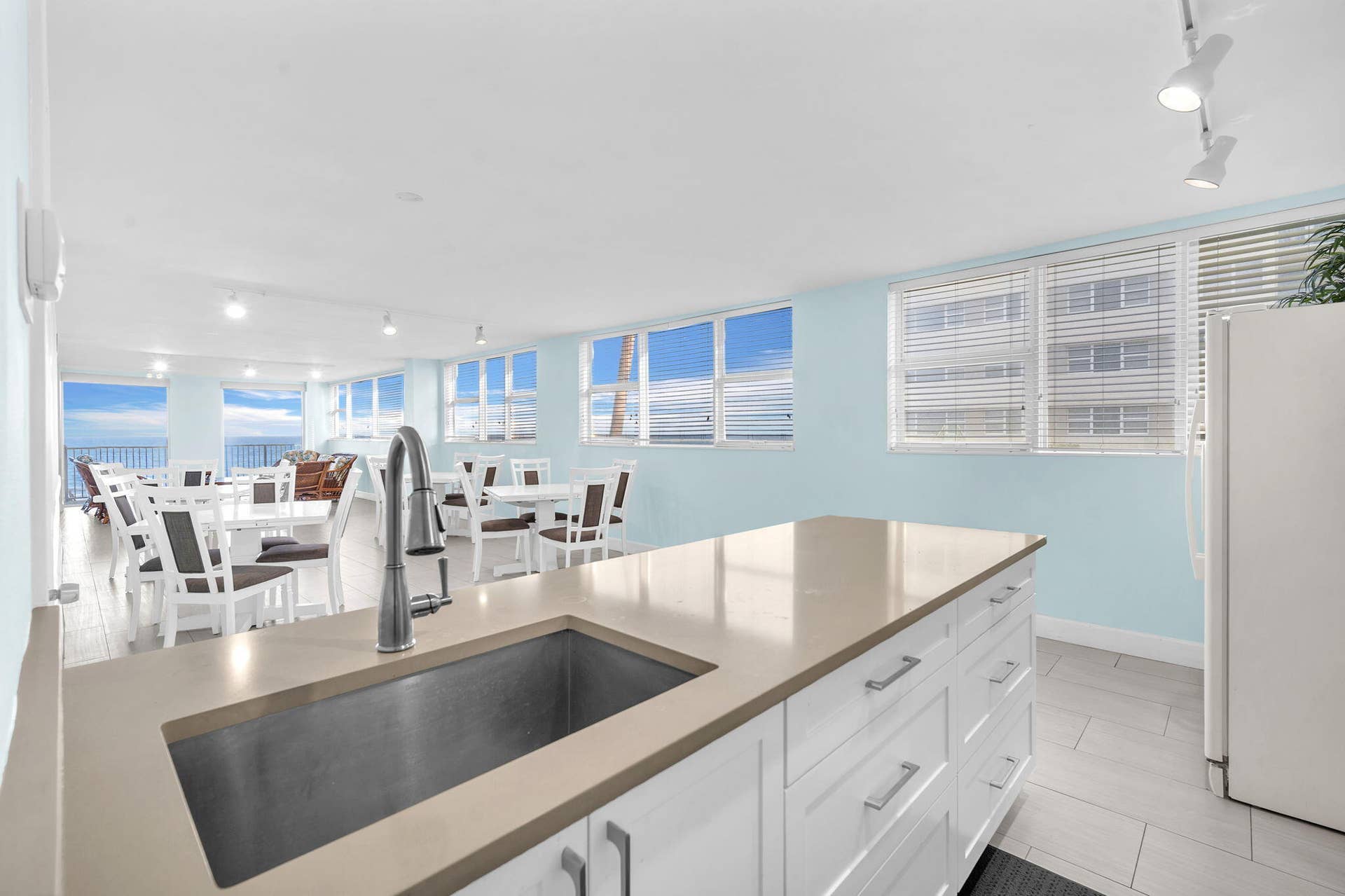 1239 HILLSBORO MILE, #202, Hillsboro Beach, FL 33062 50-web-or-mls-DSC01200