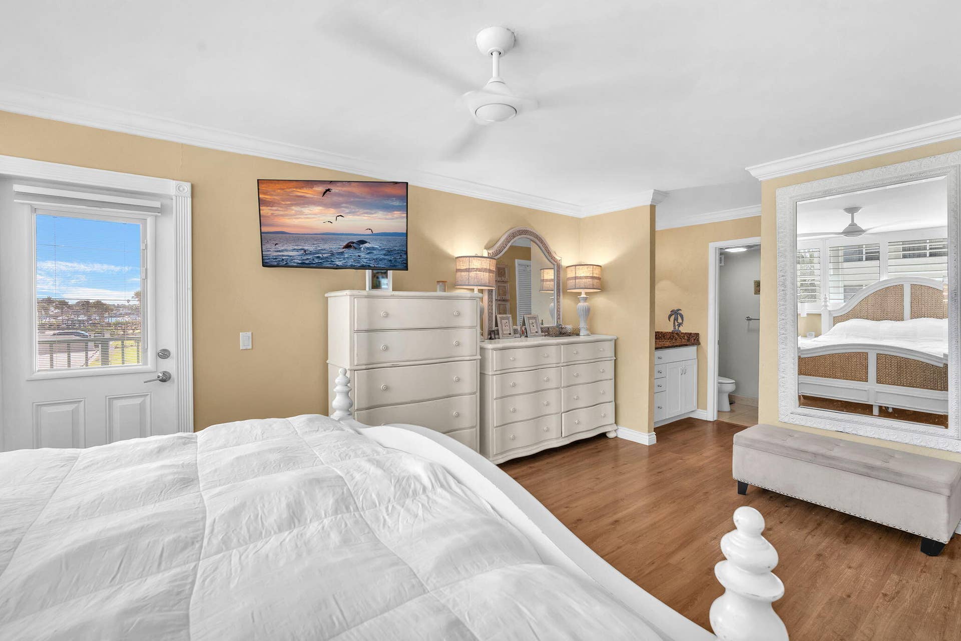 1239 HILLSBORO MILE, #202, Hillsboro Beach, FL 33062 37-web-or-mls-DSC01111