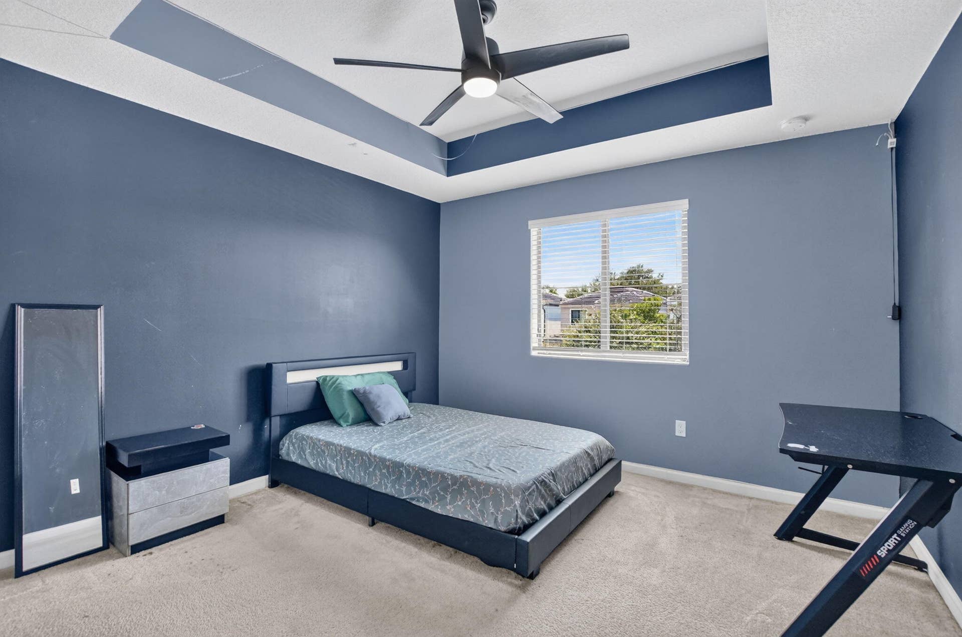 357 NW 36th Avenue, Pompano Beach, FL 33069 Guest bedroom with bright and cheery window.