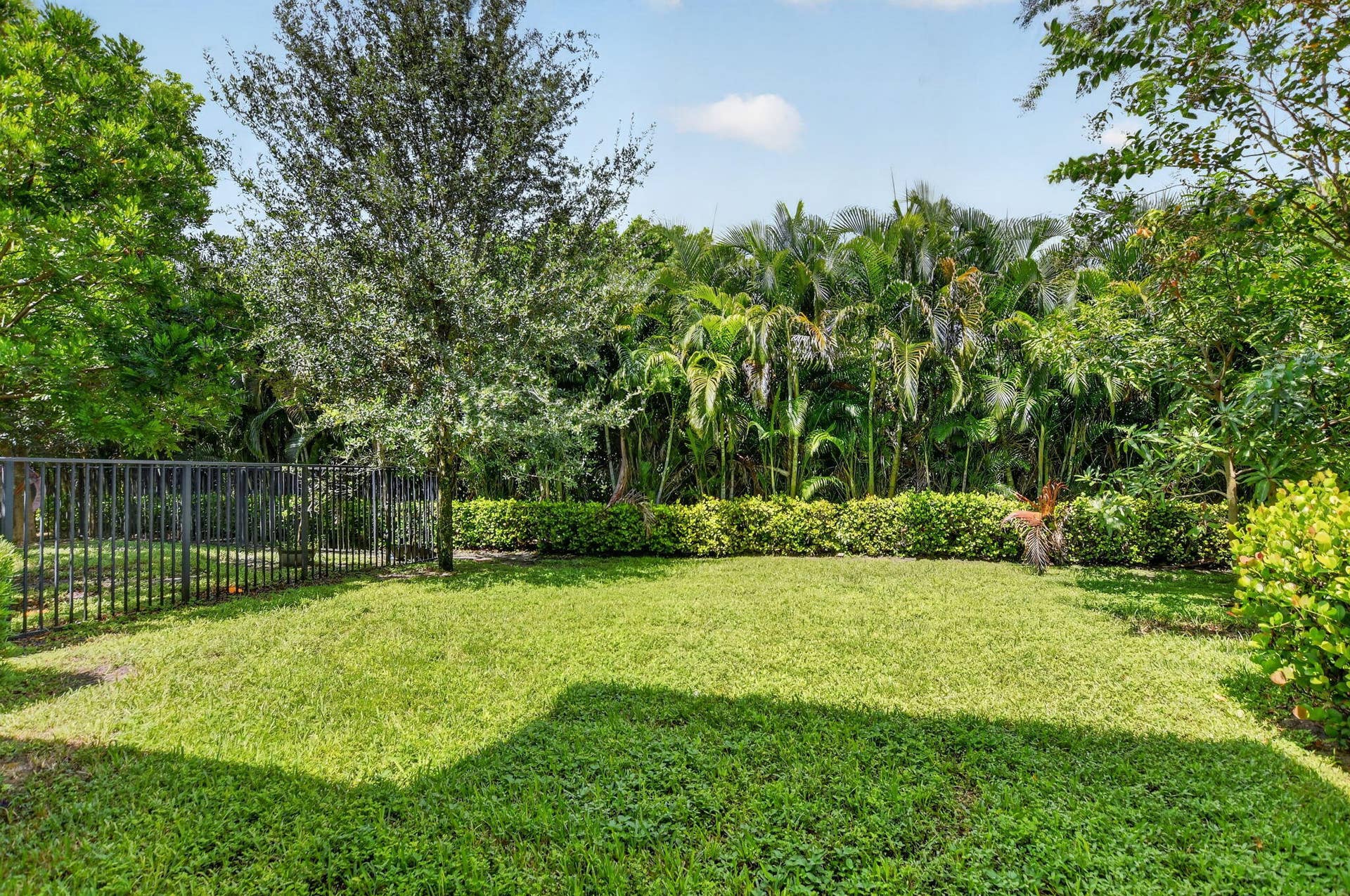 357 NW 36th Avenue, Pompano Beach, FL 33069 Private rear yard.
