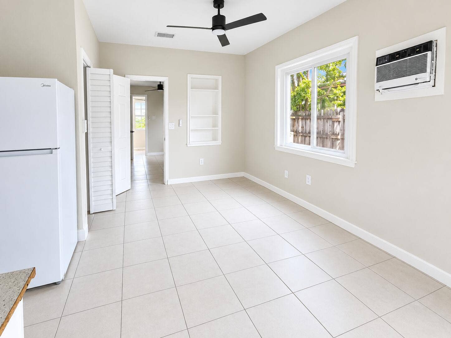 43 SW 11TH Street Unit W (2)