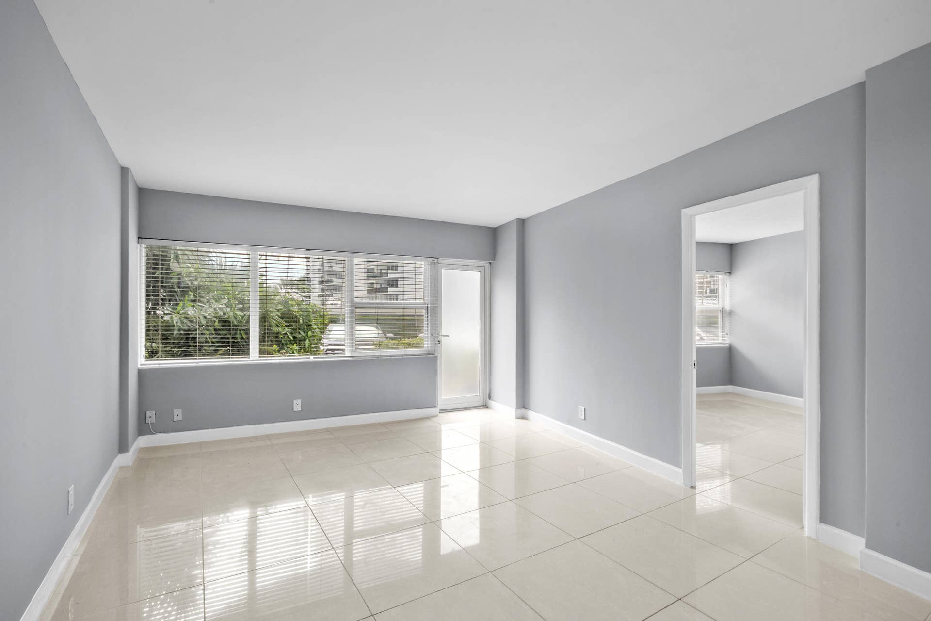 3250 NE 28TH Street, #102, Fort Lauderdale, Fort Lauderdale, FL 33308 DSC06072