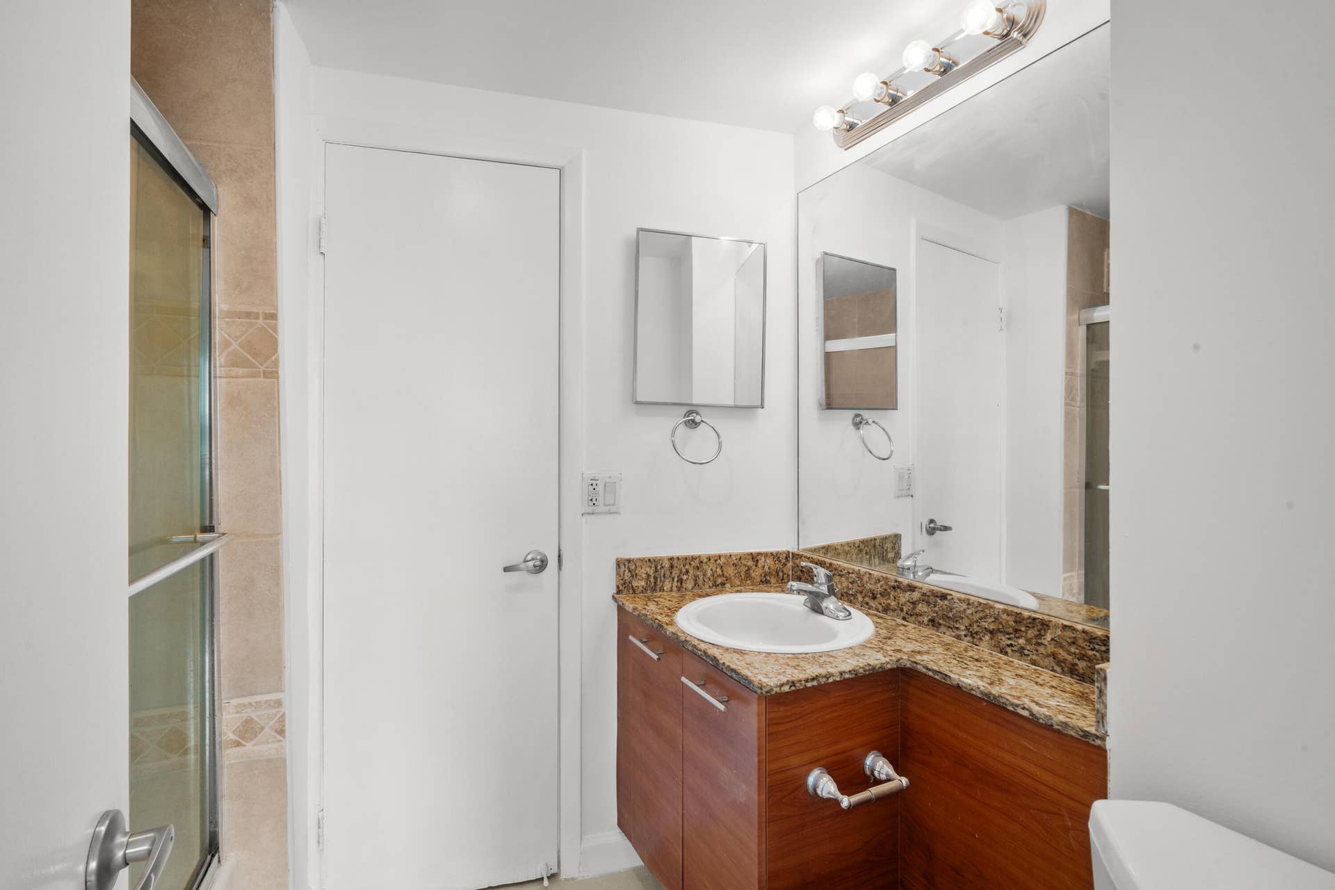 3250 NE 28TH Street, #102, Fort Lauderdale, Fort Lauderdale, FL 33308 DSC06102