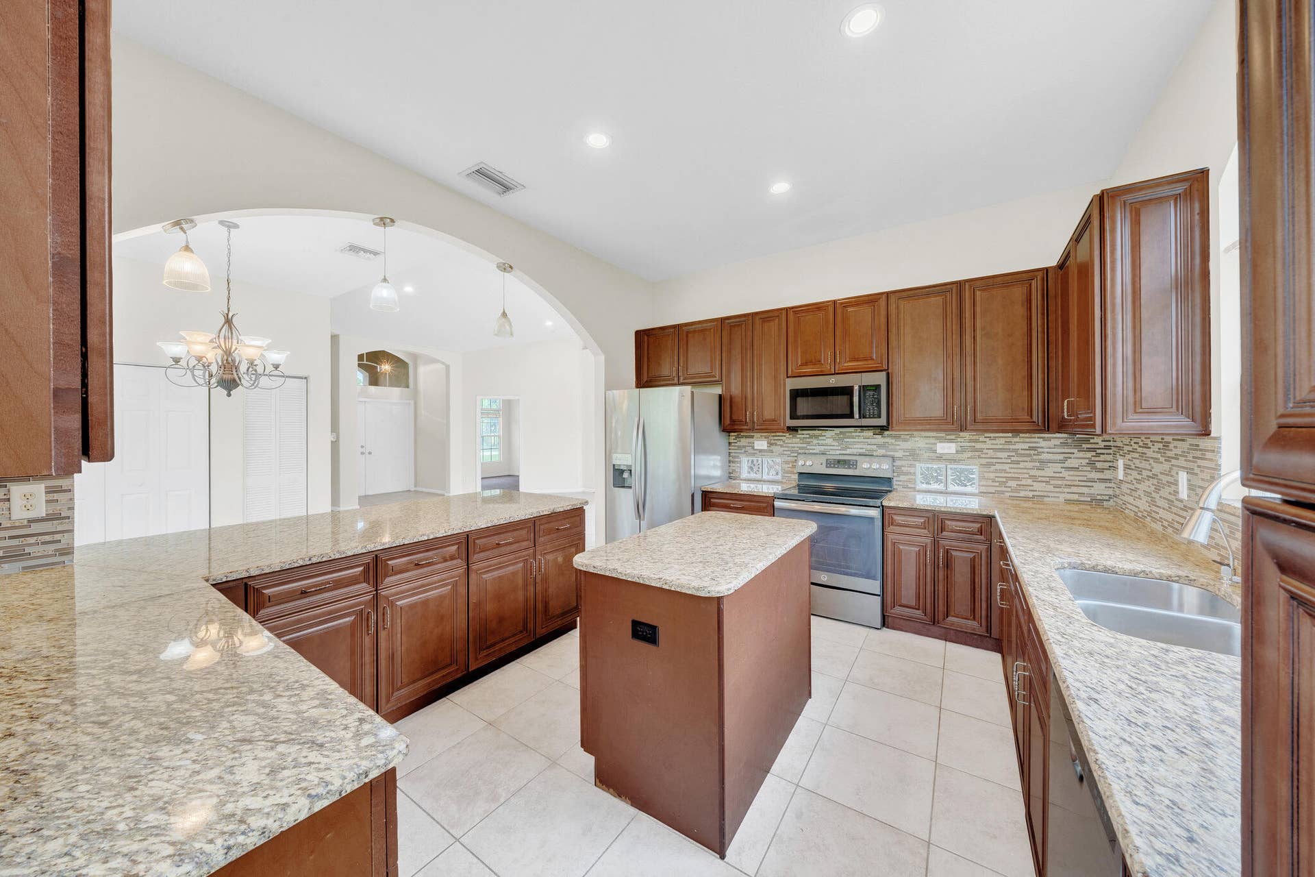 16785 81st Lane N, Loxahatchee, FL 33470 6 Kitchn (7)