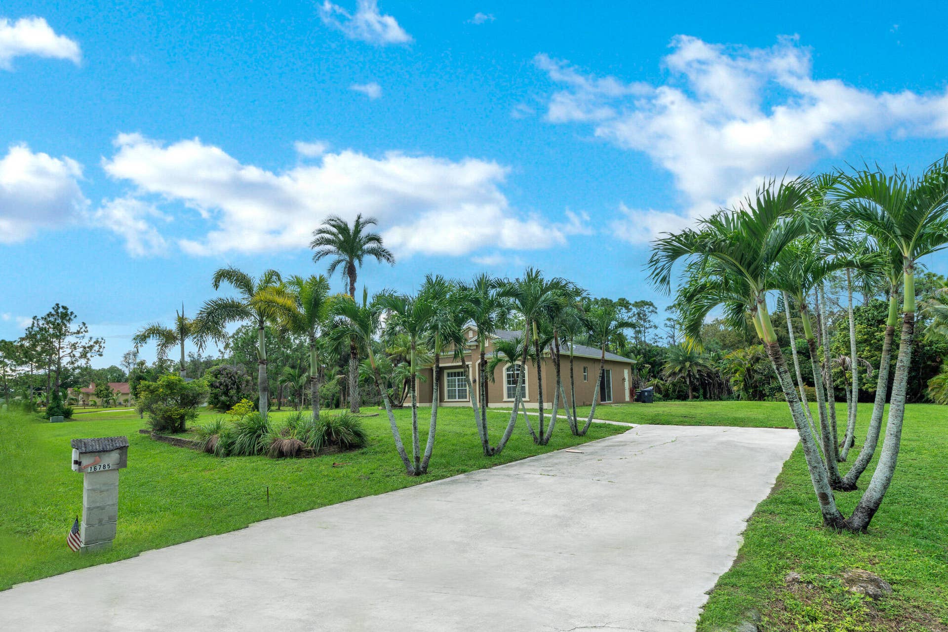 16785 81st Lane N, Loxahatchee, FL 33470 View from street