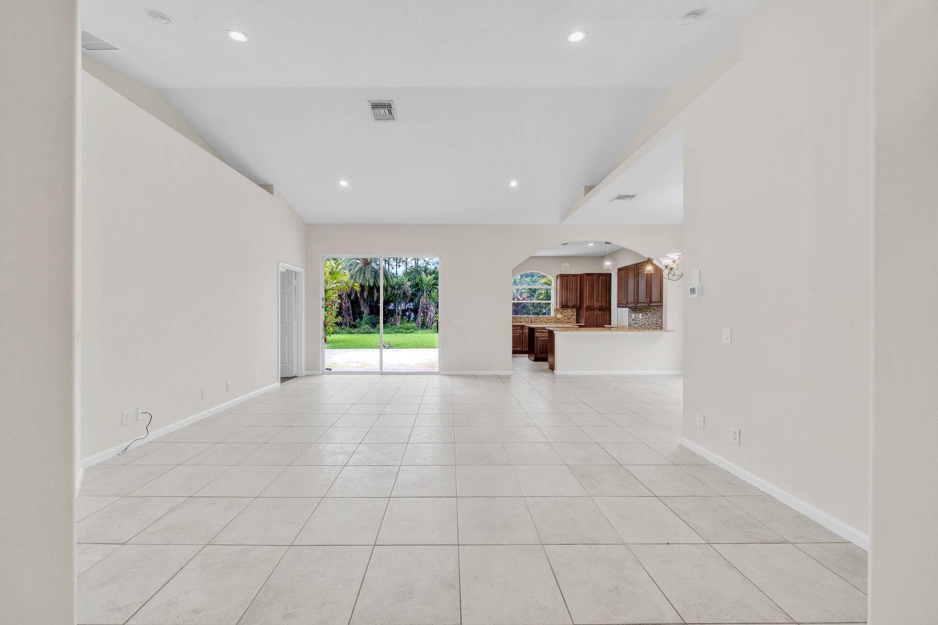 16785 81st Lane N, Loxahatchee, FL 33470 3 Entrance (2)