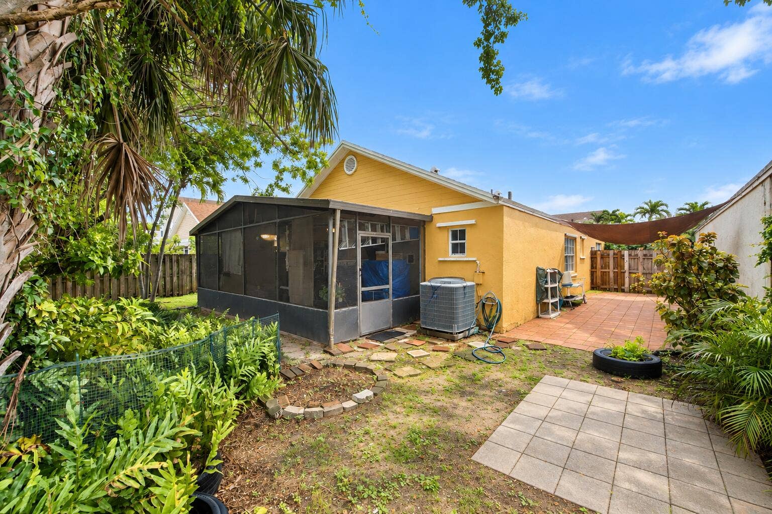 3680 Marlberry Lane, Miramar, FL 33025 CURRENT Backyard