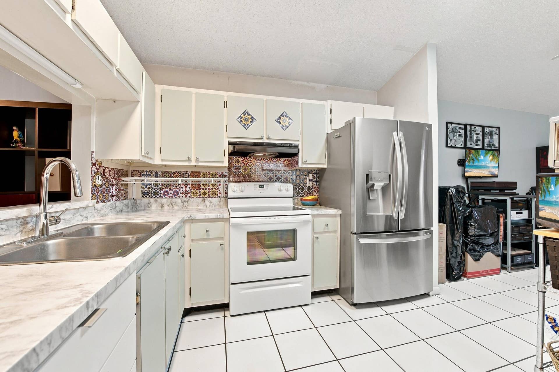 3680 Marlberry Lane, Miramar, FL 33025 Kitchen