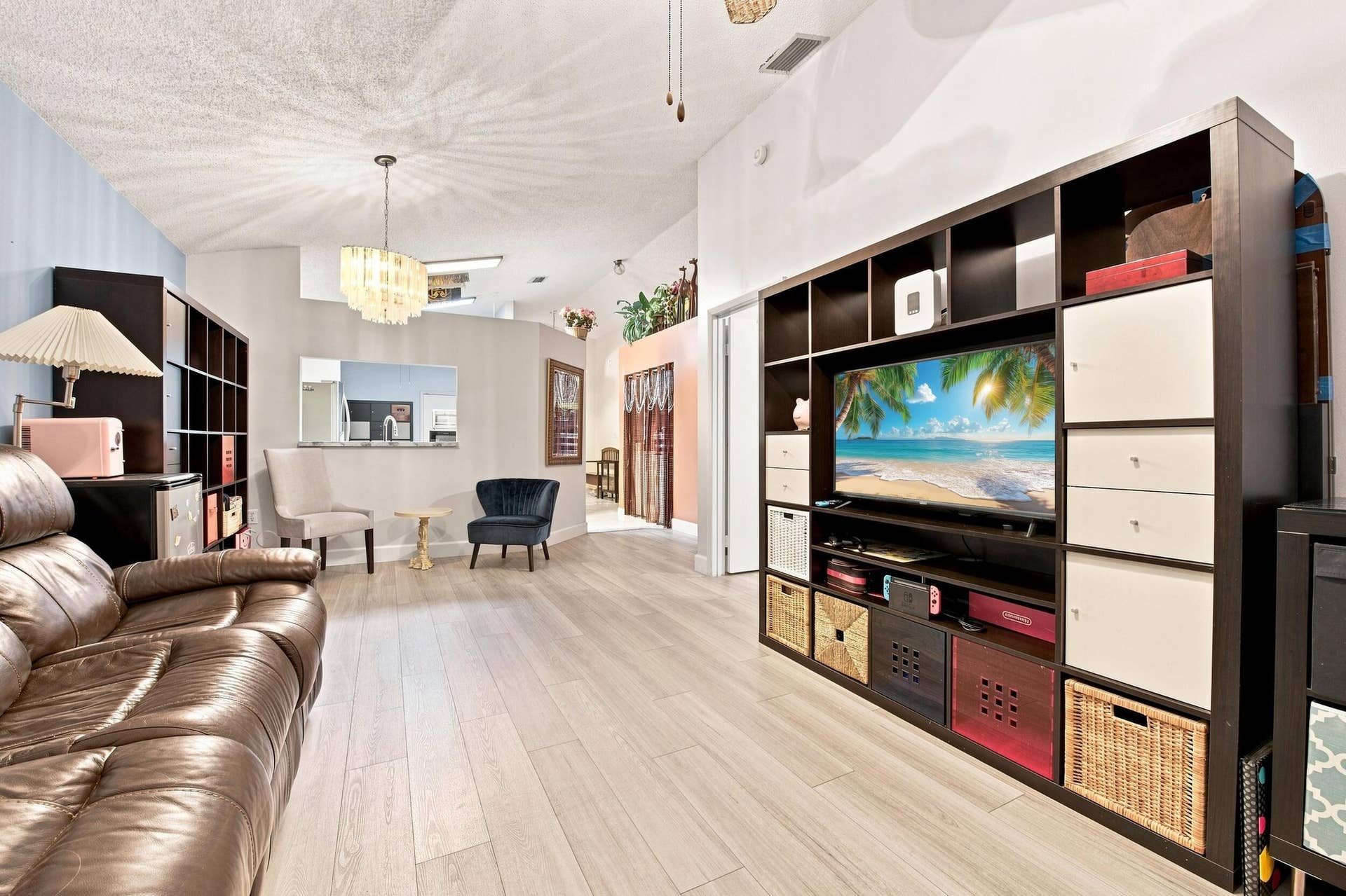 3680 Marlberry Lane, Miramar, FL 33025 Living Room