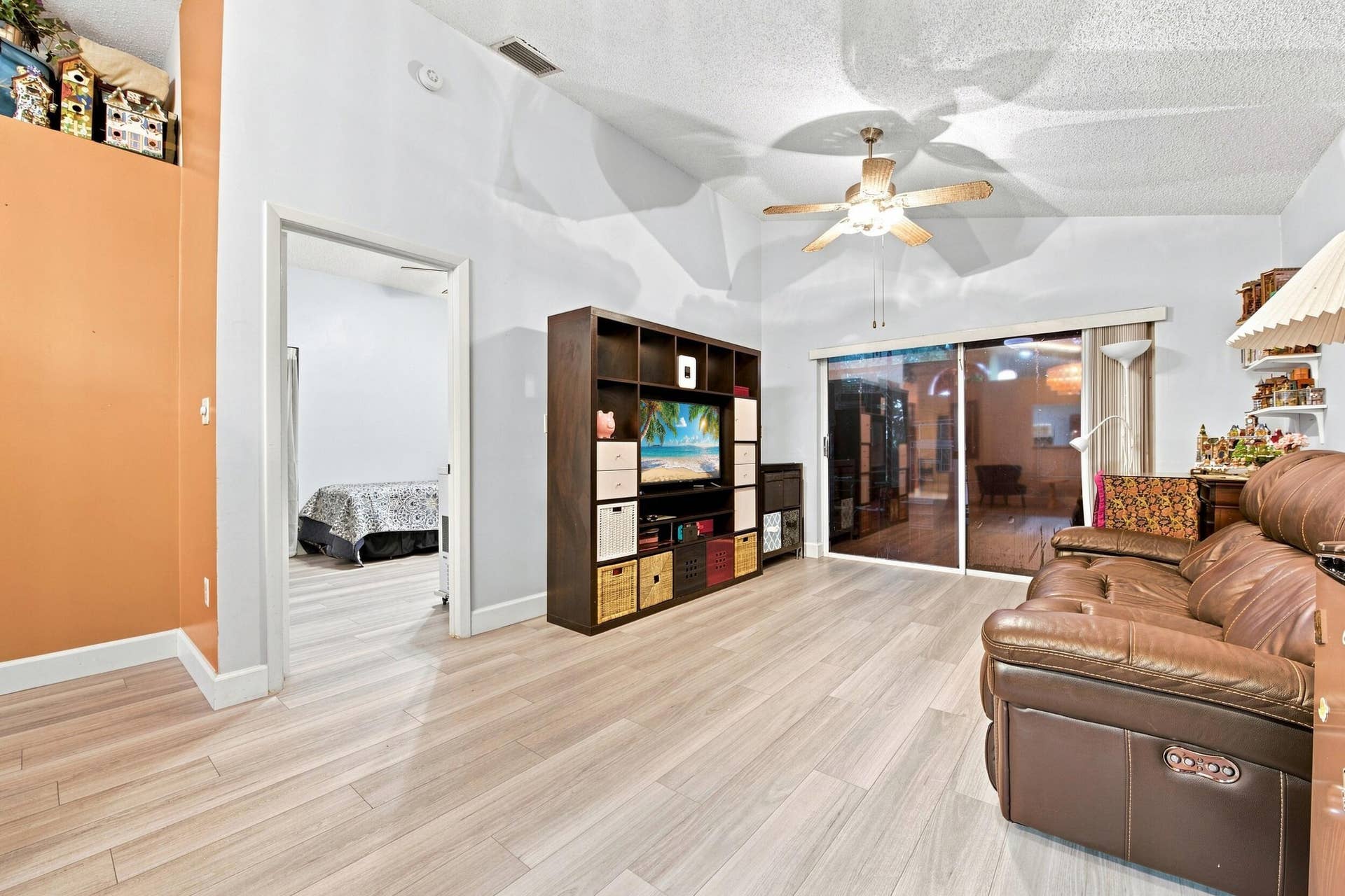 3680 Marlberry Lane, Miramar, FL 33025 Living Room
