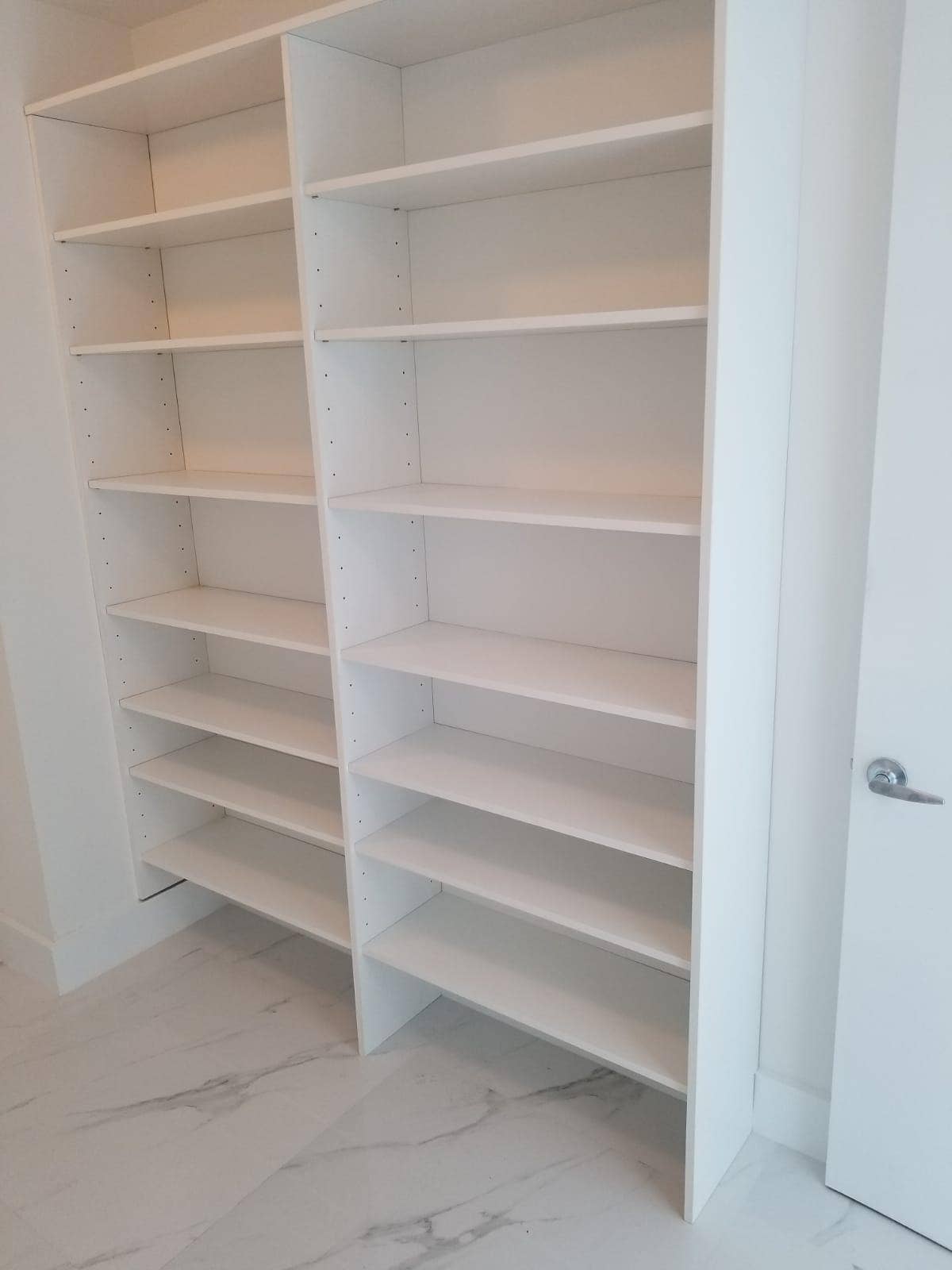 17111 BISCAYNE Boulevard, #1903, North Miami Beach, FL 33160 Built-in shelving units with adjustable shelves