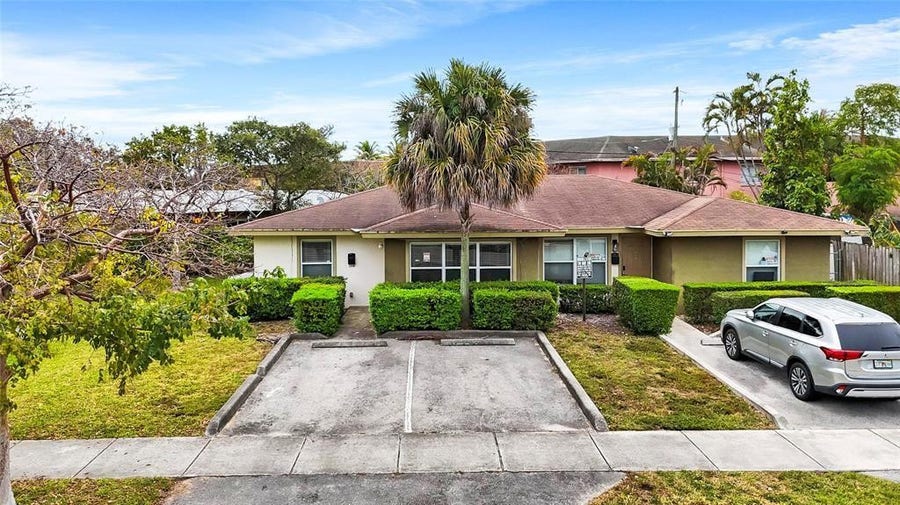 Property photo for 330 Avondale Drive, Pompano Beach, FL