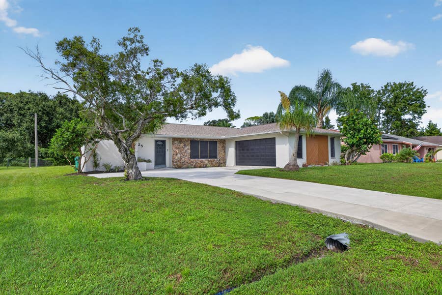 Property photo for 1425 SE Minorca Avenue, Port St Lucie, FL