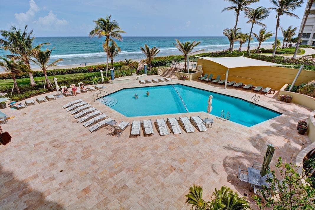 500 S Ocean Boulevard, #2204, Boca Raton, FL 33432 North Pool