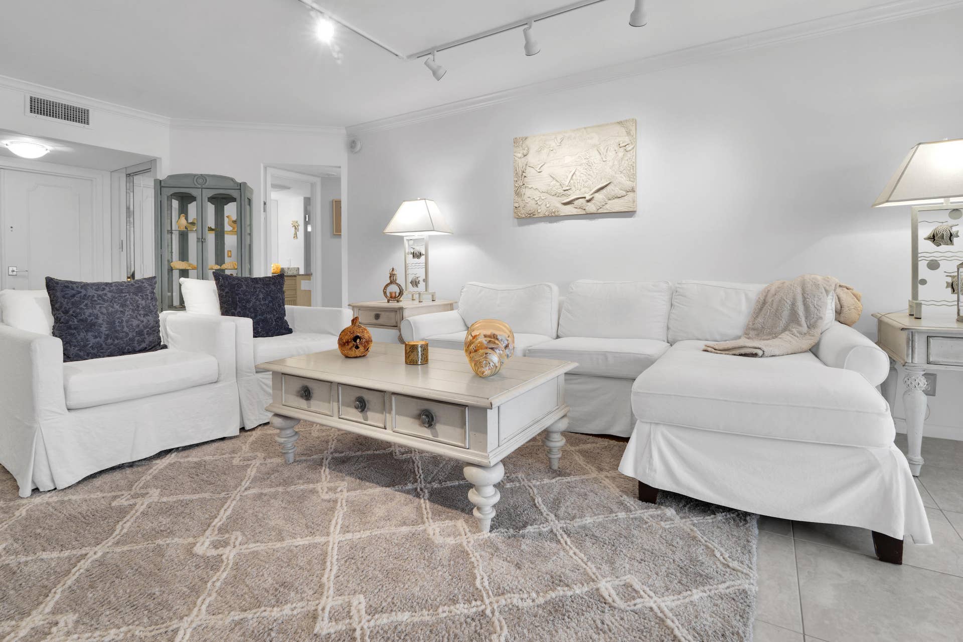 500 S Ocean Boulevard, #2204, Boca Raton, FL 33432 Living
