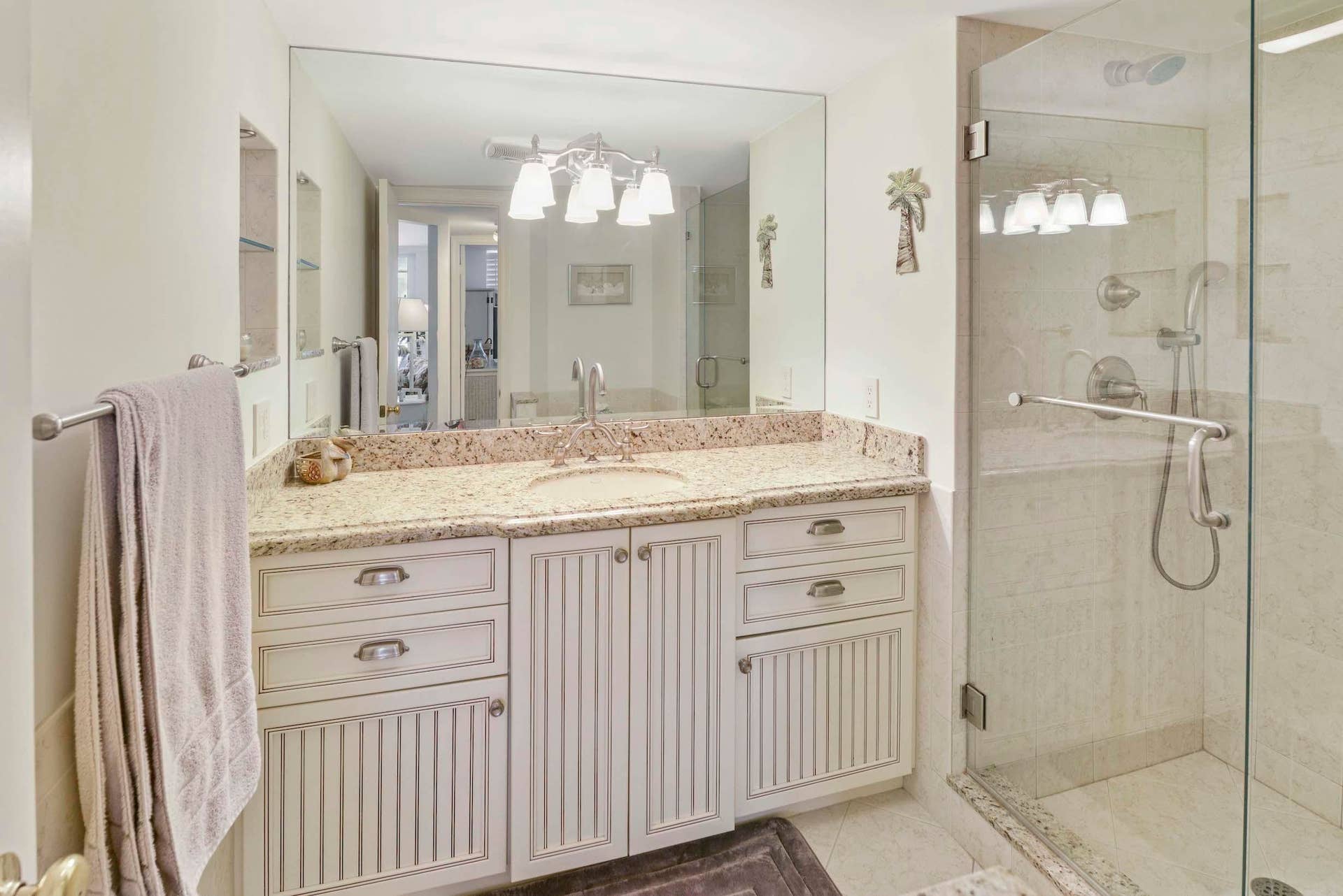 500 S Ocean Boulevard, #2204, Boca Raton, FL 33432 Bathroom 2