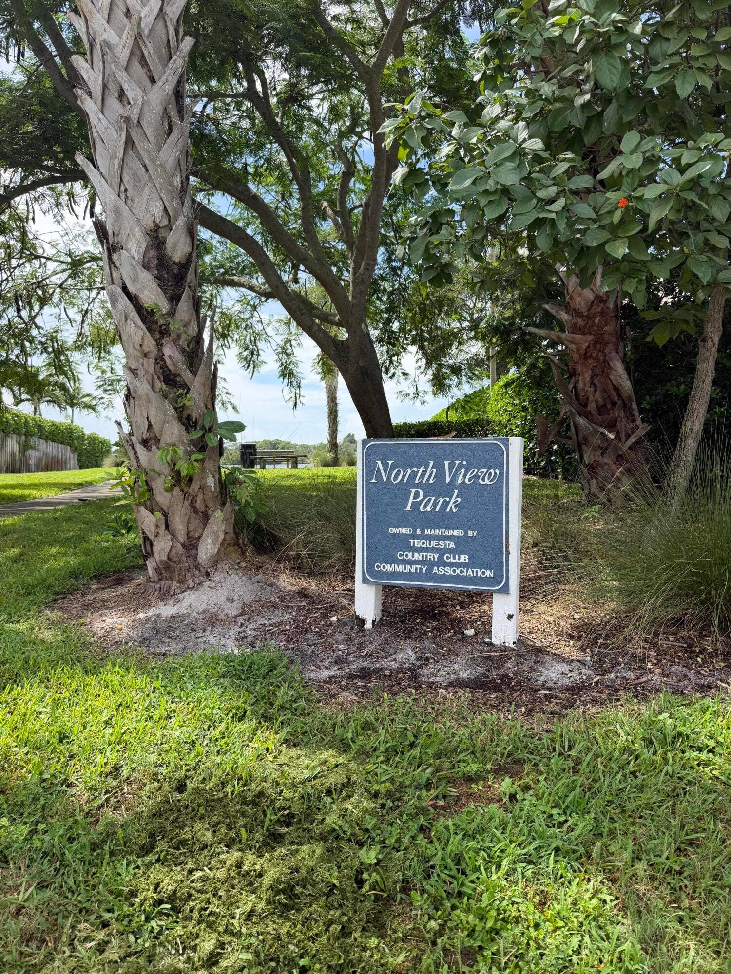 North View Park on the Loxahatchee River located on River Drive
