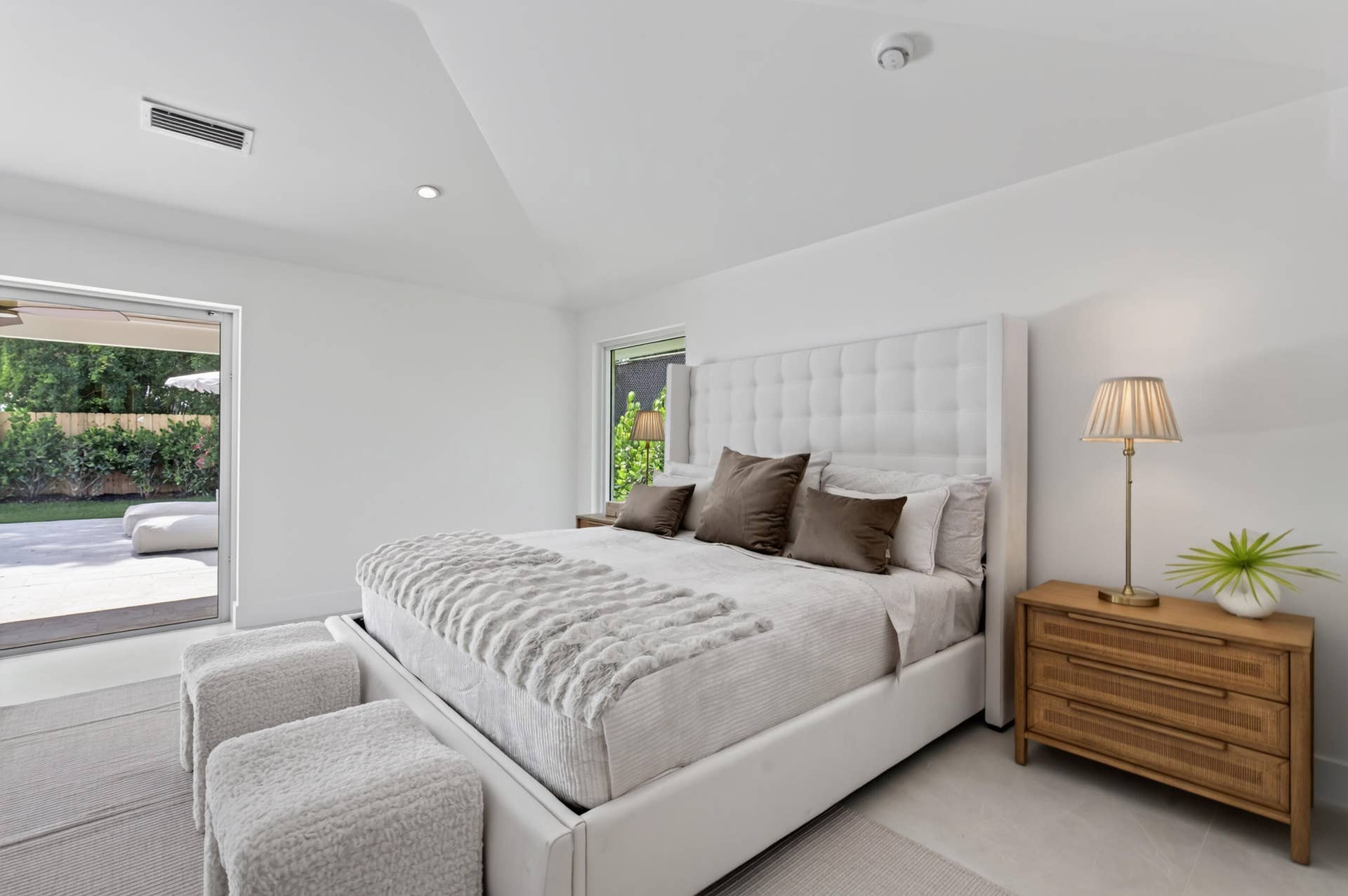Primary en-suite