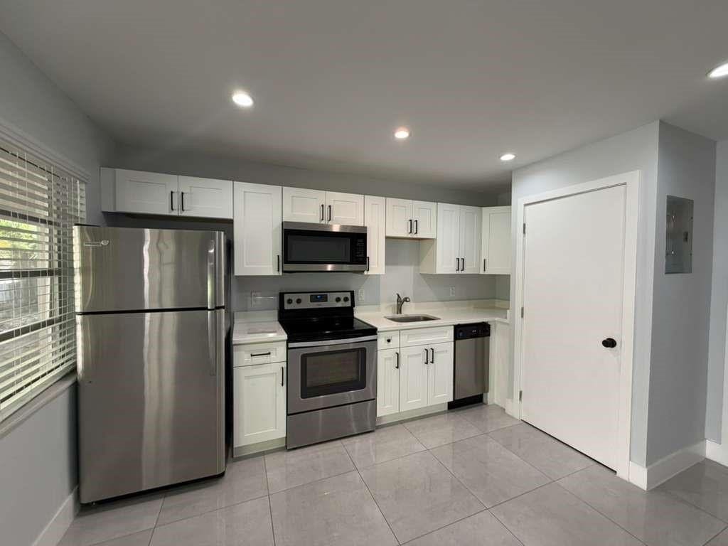 820 N Victoria Park Road, #3, Fort Lauderdale, Fort Lauderdale, FL 33304 Photo 5