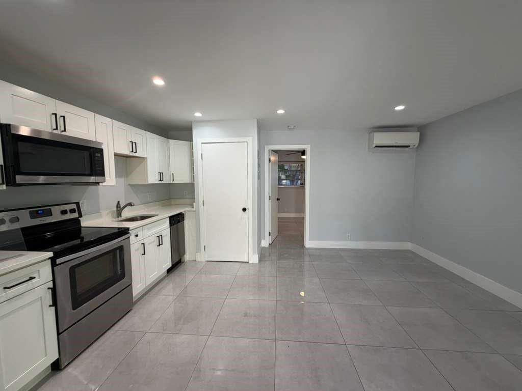 820 N Victoria Park Road, #3, Fort Lauderdale, Fort Lauderdale, FL 33304 Photo 1