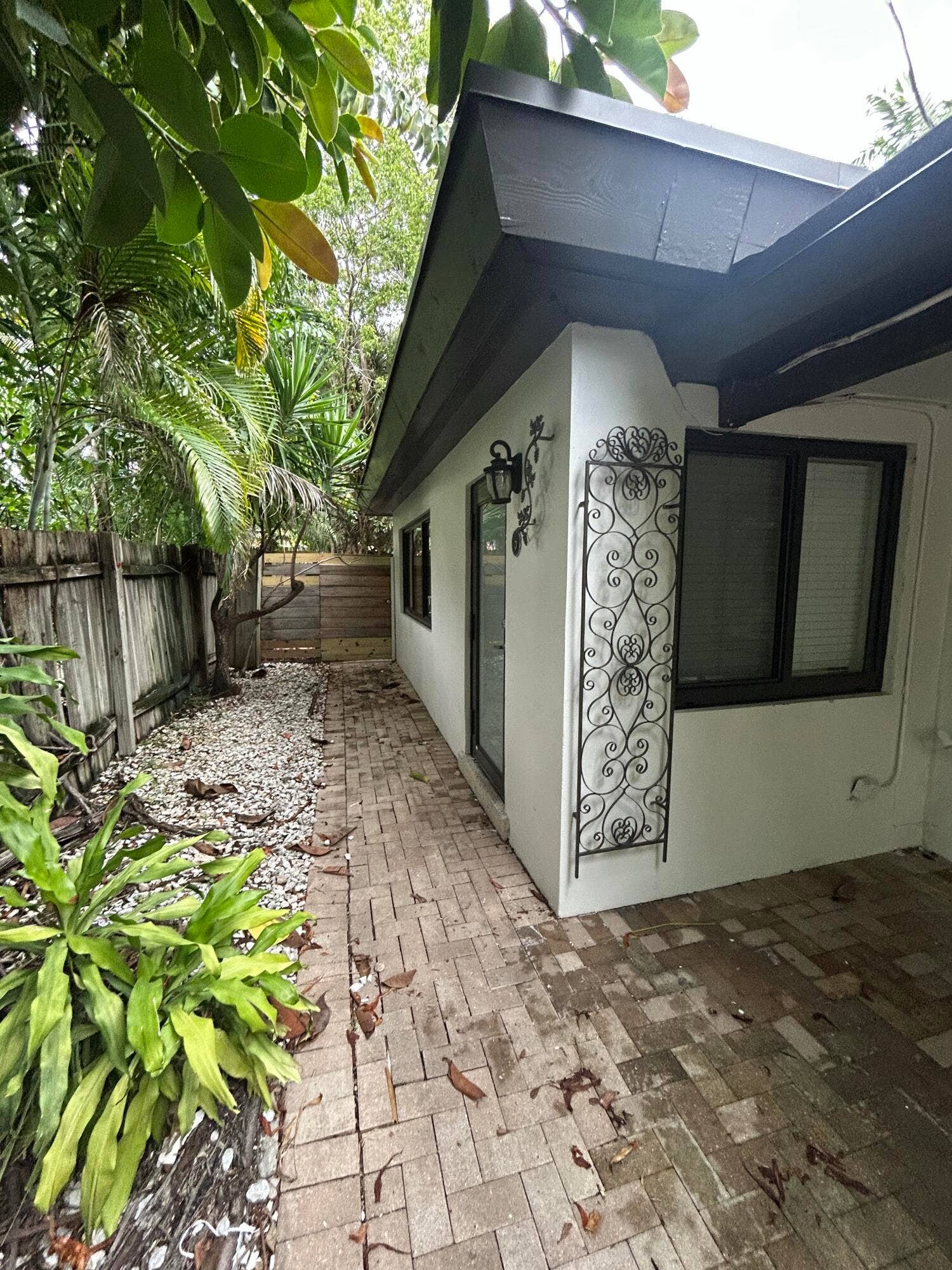 820 N Victoria Park Road, #5, Fort Lauderdale, Fort Lauderdale, FL 33304 IMG_3190