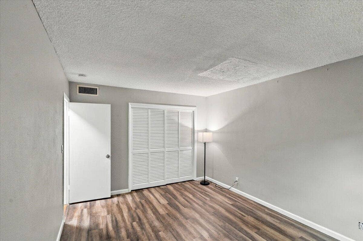 2110 NE 39TH Street, #8B, Fort Lauderdale, Fort Lauderdale, FL 33308 29-DSC_2583