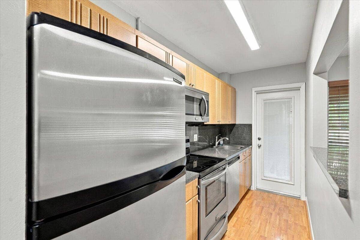 2110 NE 39TH Street, #8B, Fort Lauderdale, Fort Lauderdale, FL 33308 22-DSC_2562