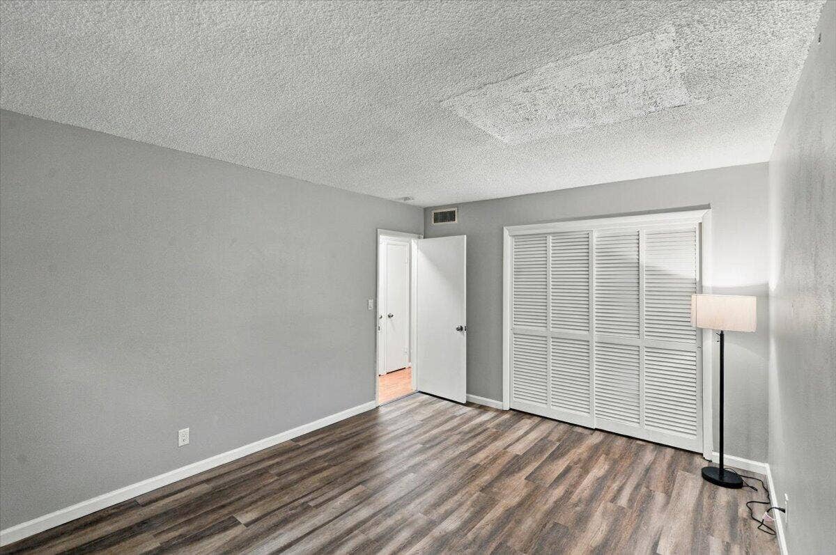 2110 NE 39TH Street, #8B, Fort Lauderdale, Fort Lauderdale, FL 33308 30-DSC_2586