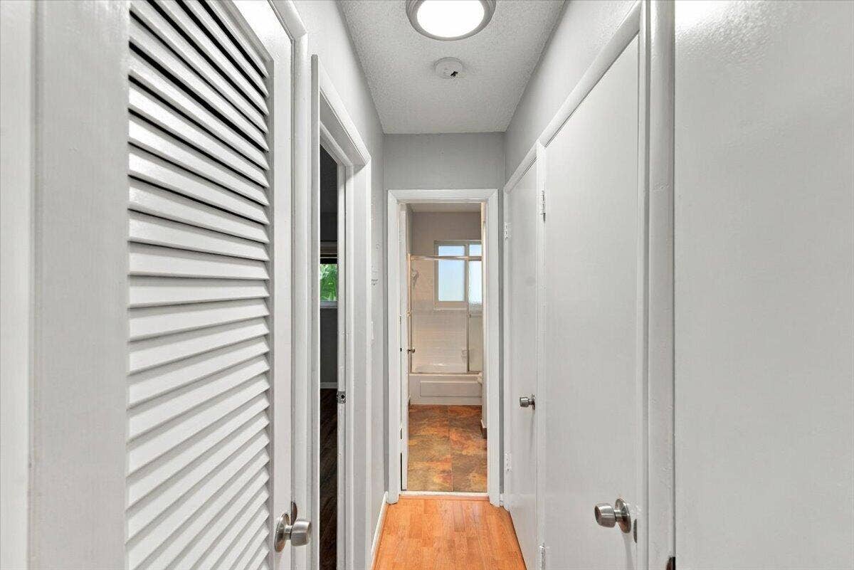 2110 NE 39TH Street, #8B, Fort Lauderdale, Fort Lauderdale, FL 33308 25-DSC_2571