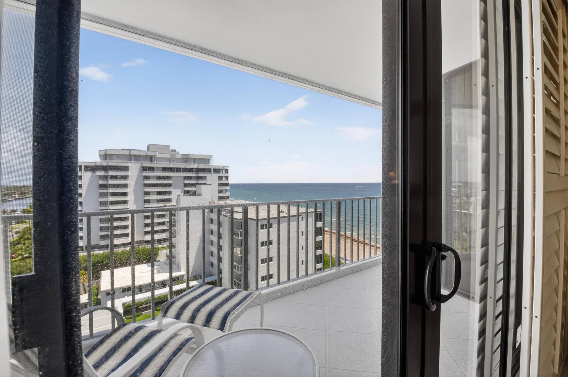 2917 S Ocean Boulevard, #902, Highland Beach, FL 33487 DSC_9442