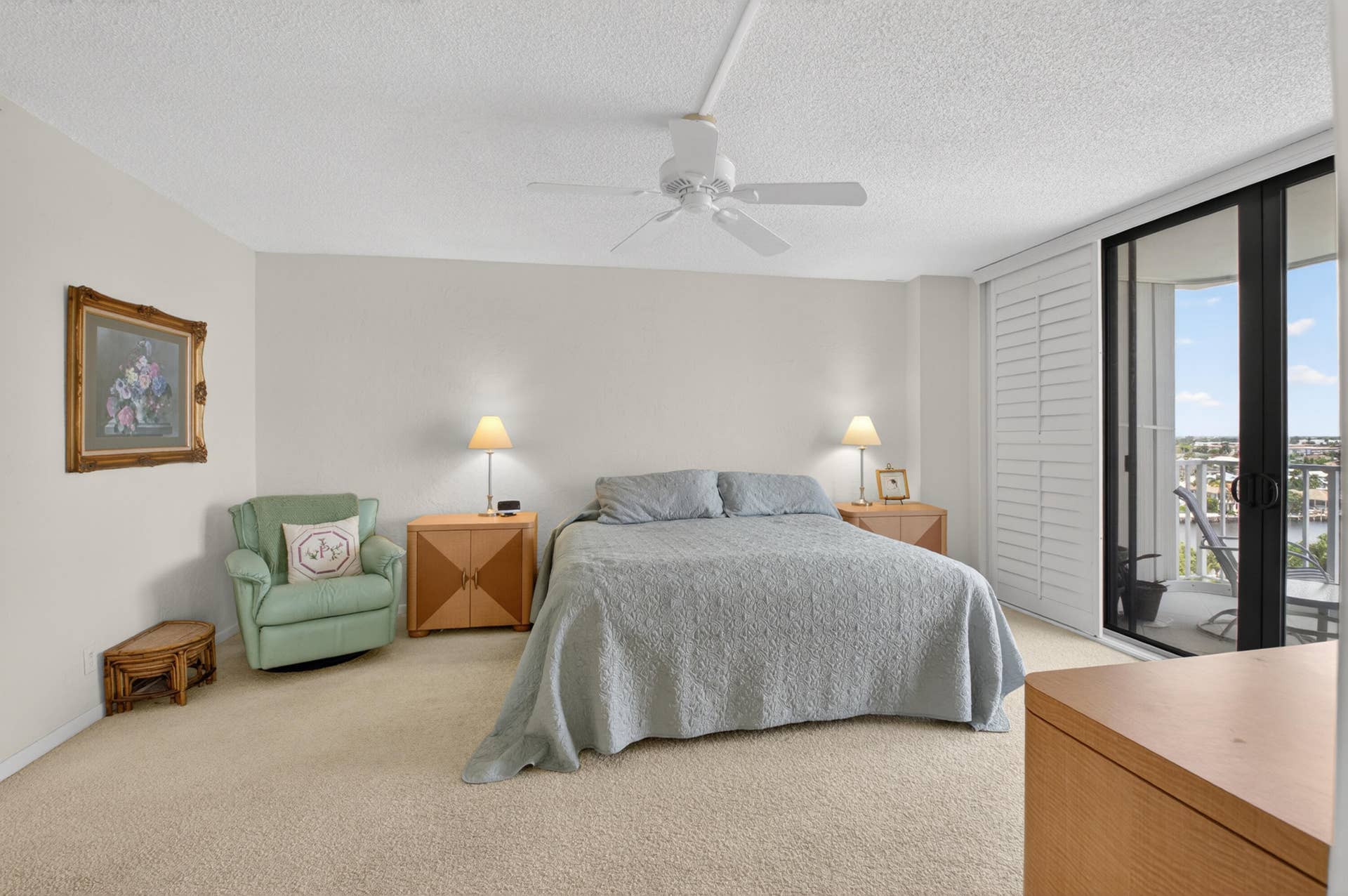 2917 S Ocean Boulevard, #902, Highland Beach, FL 33487 DSC_9429